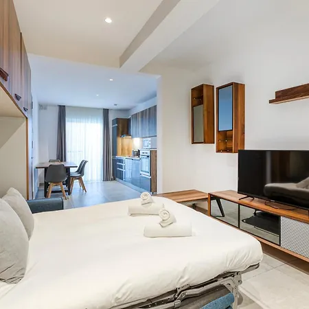 The Swieqi Poolside شقة *