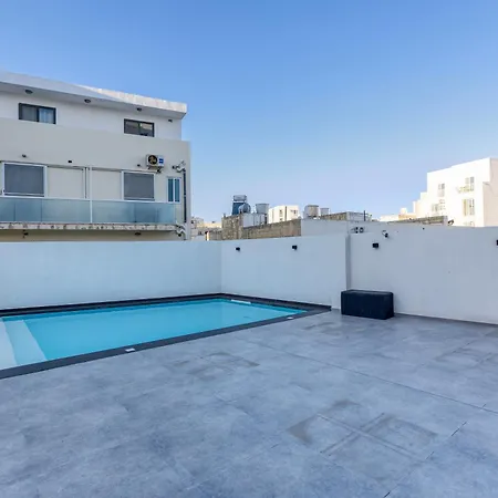 شقة The Swieqi Poolside
