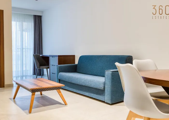 The Swieqi Poolside * Is-Swieqi