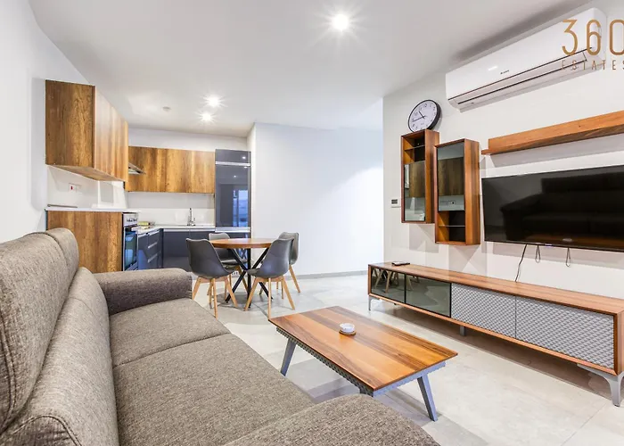 아파트 The Swieqi Poolside Is-Swieqi