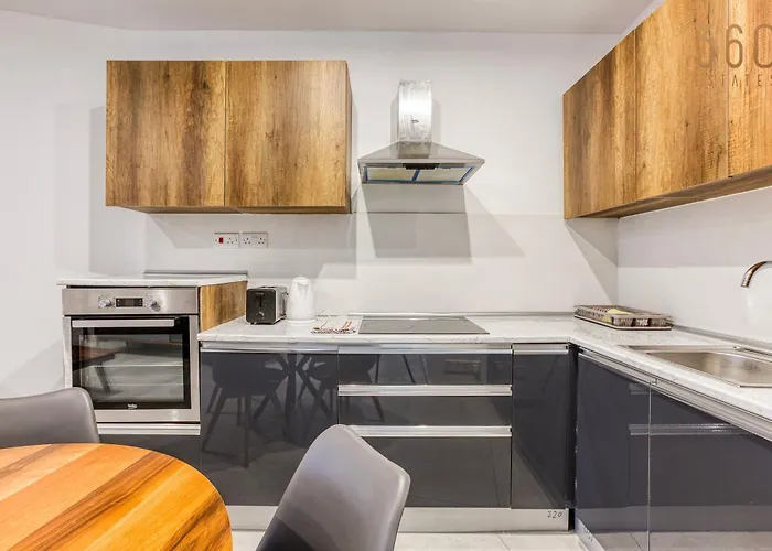 The Swieqi Poolside 아파트