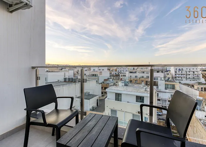 아파트 The Swieqi Poolside *