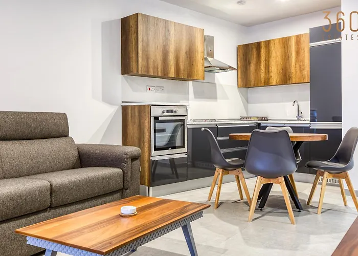 The Swieqi Poolside 아파트