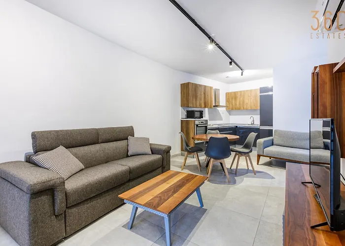 The Swieqi Poolside 아파트 *