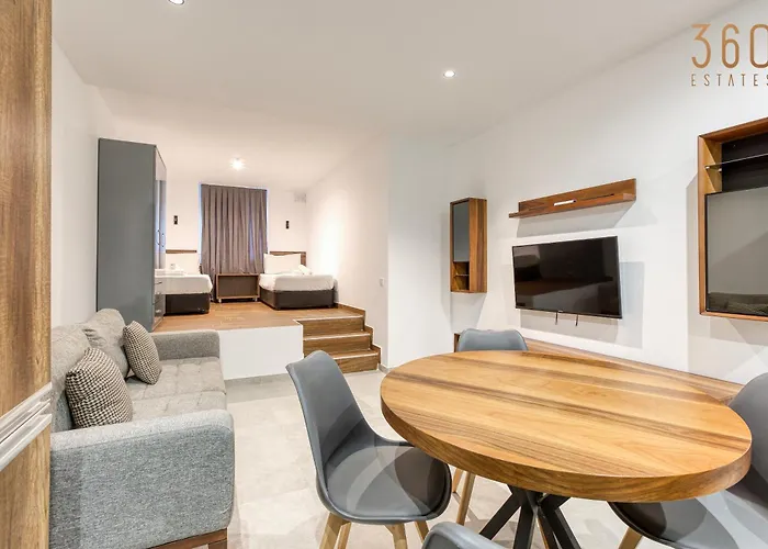 아파트 The Swieqi Poolside