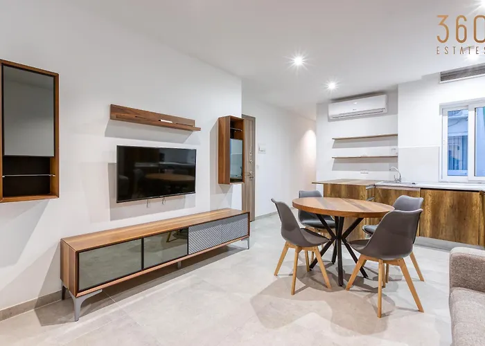 The Swieqi Poolside 아파트 *