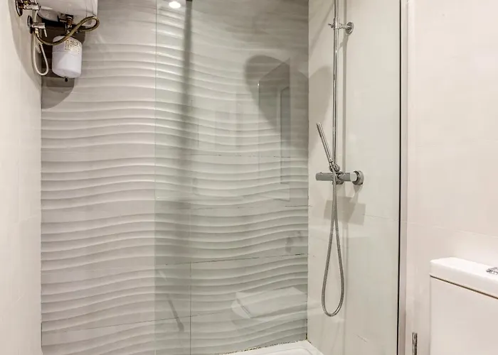 The Swieqi Poolside 아파트 *