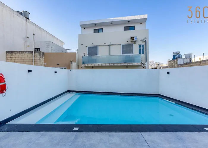 The Swieqi Poolside Is-Swieqi