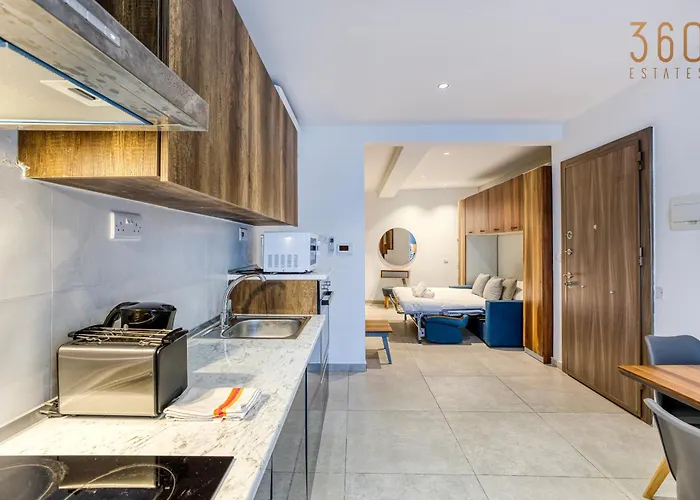 The Swieqi Poolside Is-Swieqi