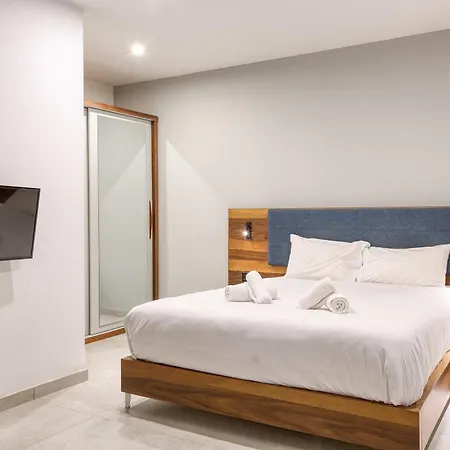 The Swieqi Poolside Is-Swieqi