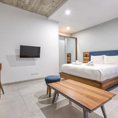 The Swieqi Poolside Is-Swieqi