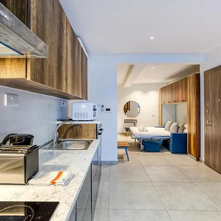 The Swieqi Poolside Is-Swieqi