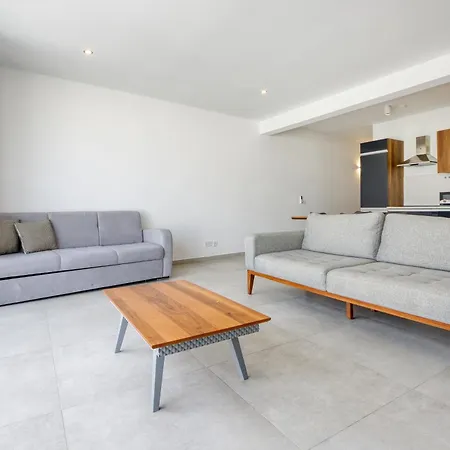 Apartamento The Swieqi Poolside