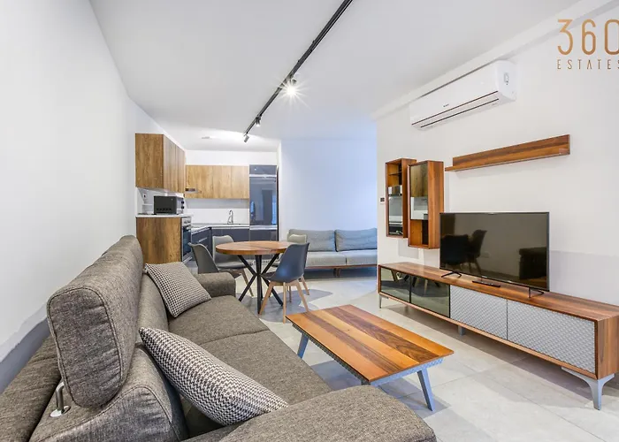 The Swieqi Poolside Appartement